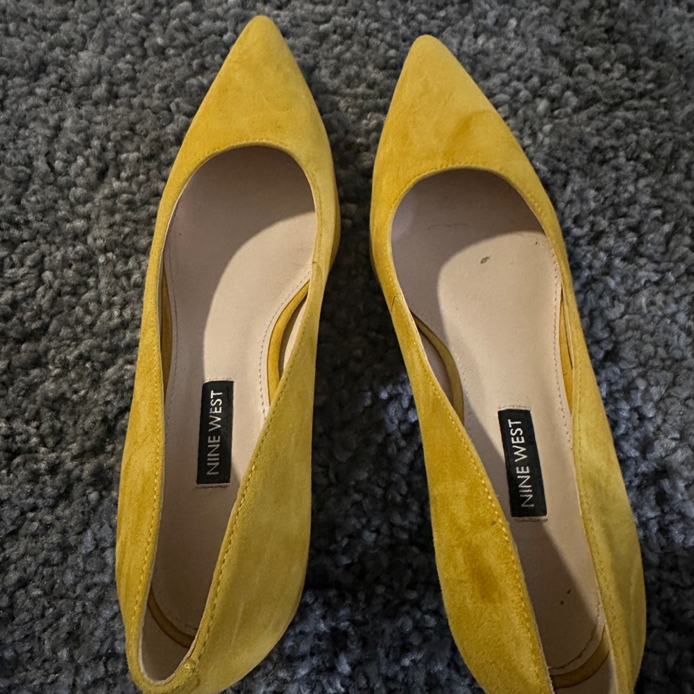 Nine West Mustard Yellow Suede Heels